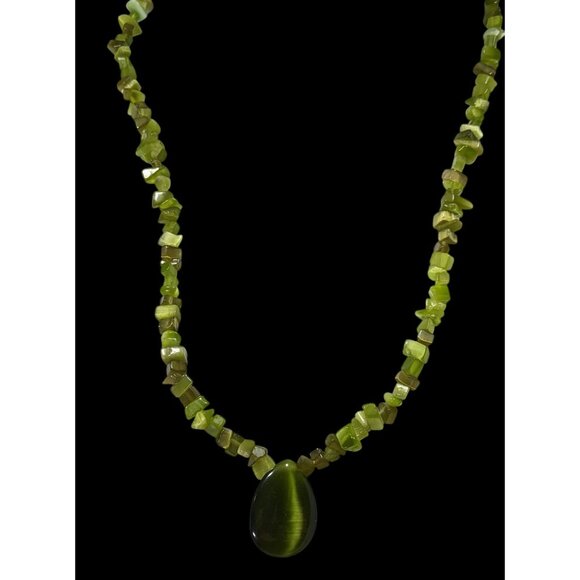Whimsical Fairycore Green Cat Eye Glass Beaded Teardrop Necklace - Picture 2 of 6